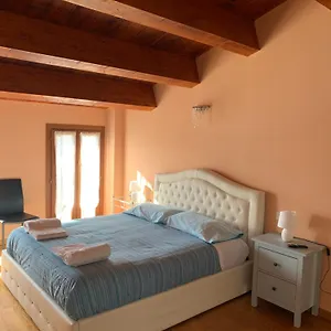  Appartamento Luce-- 2 Da Letto--centro Storico--parcheggio Privato Gratuito